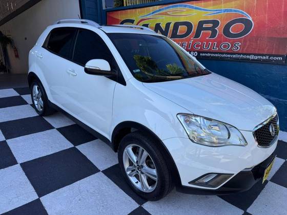 SSANGYONG KORANDO 2.0 GL 4X4 16V TURBO DIESEL 4P AUTOMÁTICO SSANGYONG KORANDO 2.0 GL 4X4 16V TURBO DIESEL 4P AUTOMÁTICO